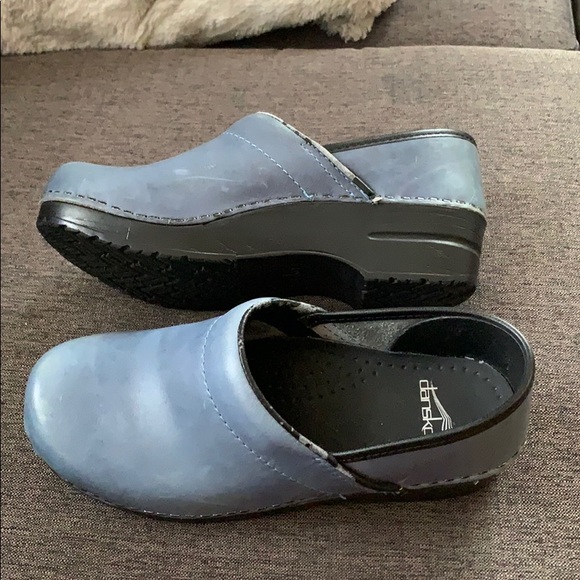 aqua clogs
